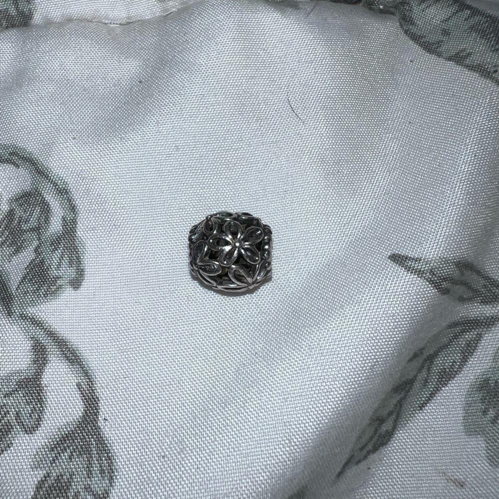 Pandora Silver Floral Charm bead